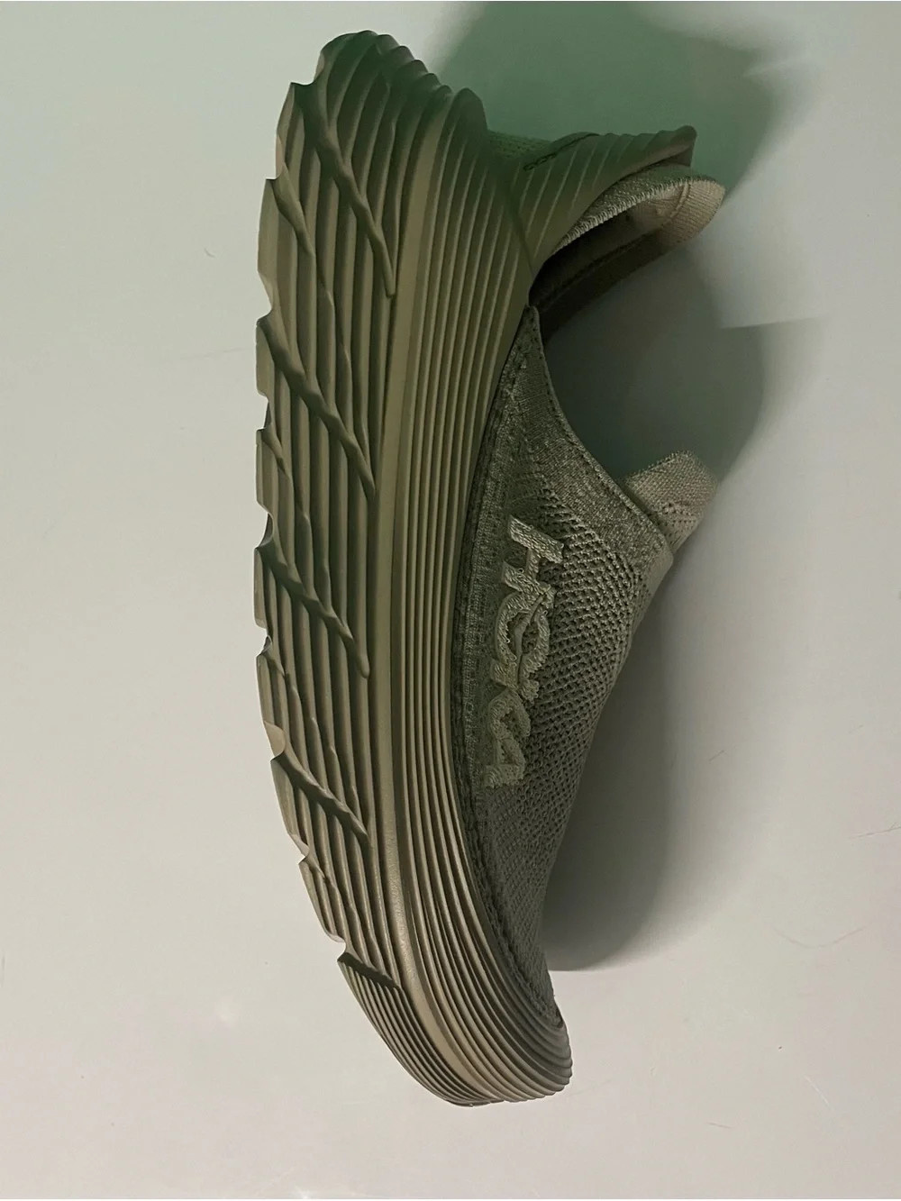 Hoka Restore TC